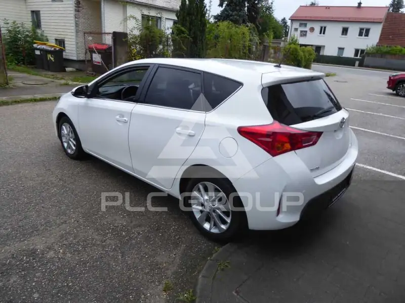 2014 Toyota AURIS
