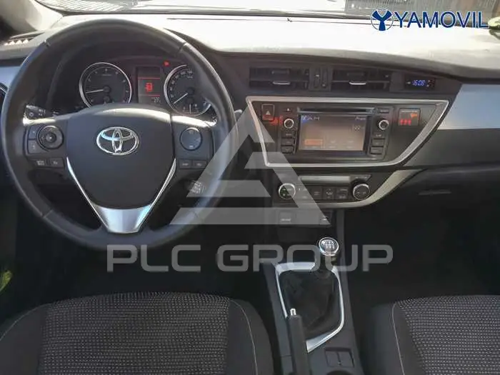 2014 Toyota AURIS
