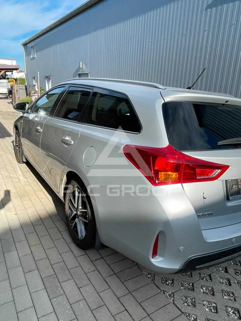 2014 Toyota AURIS