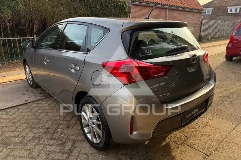2014 Toyota AURIS