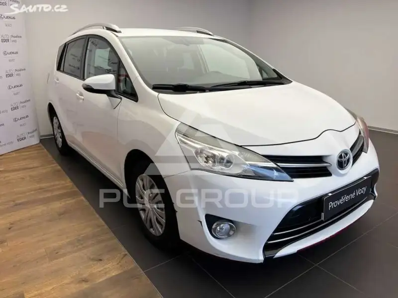 2014 Toyota VERSO
