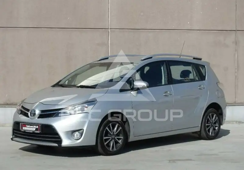 2014 Toyota VERSO
