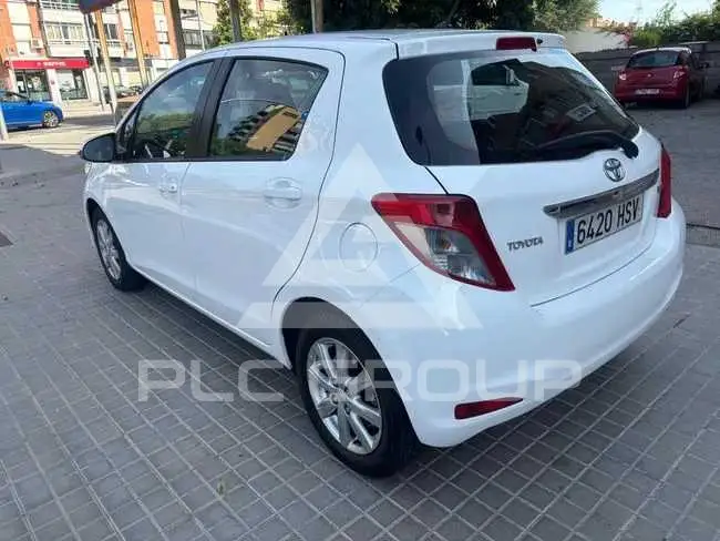 2014 Toyota YARIS