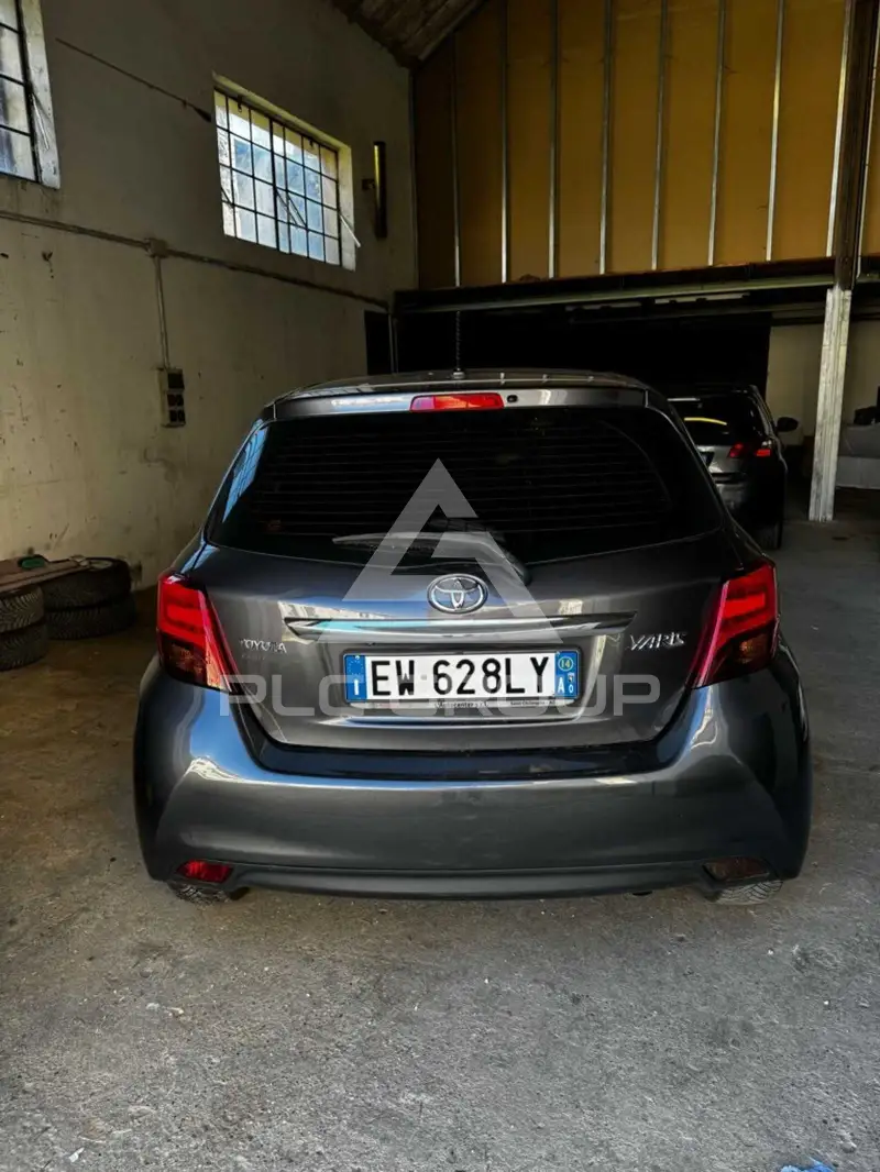 2014 Toyota YARIS
