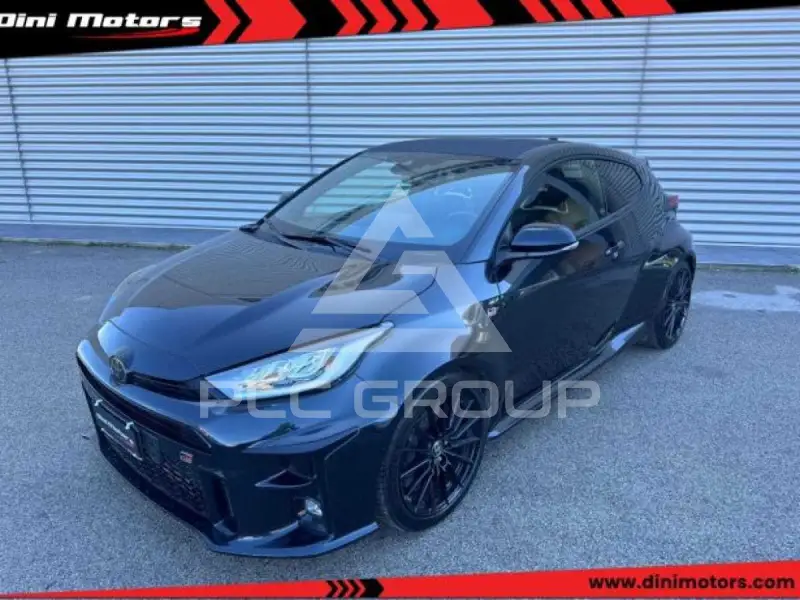 2014 Toyota YARIS
