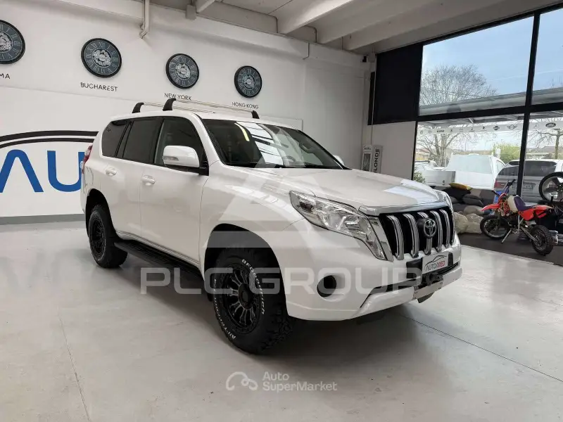 2014 Toyota LAND CRUISER