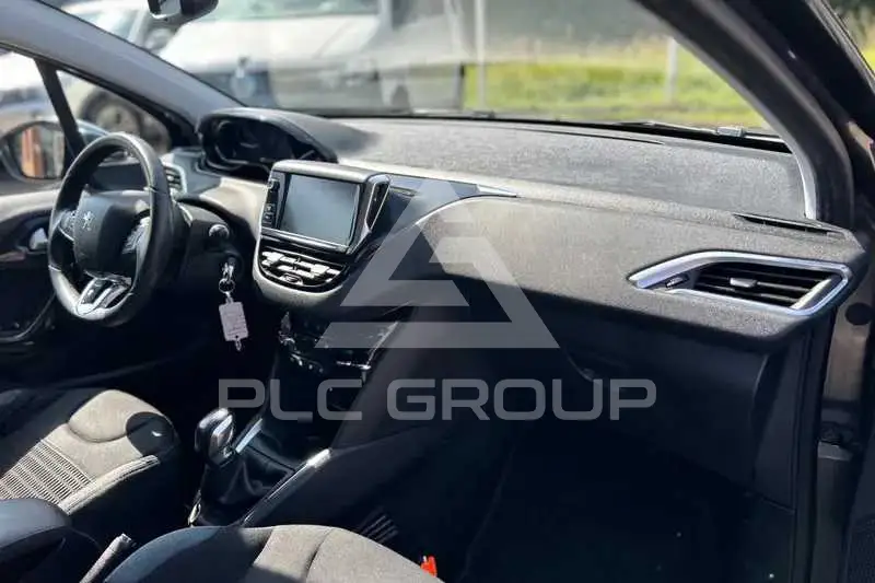 2014 Peugeot 208