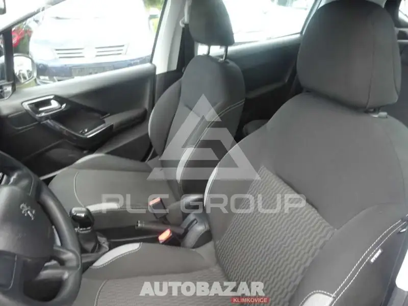 2014 Peugeot 208