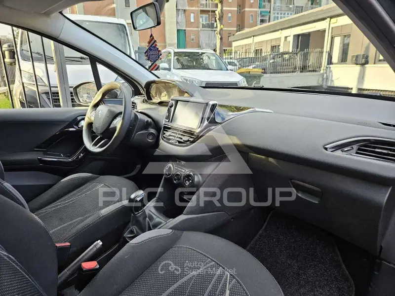 2014 Peugeot 208