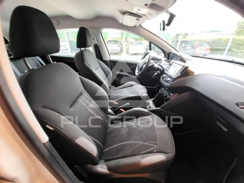 2014 Peugeot 208