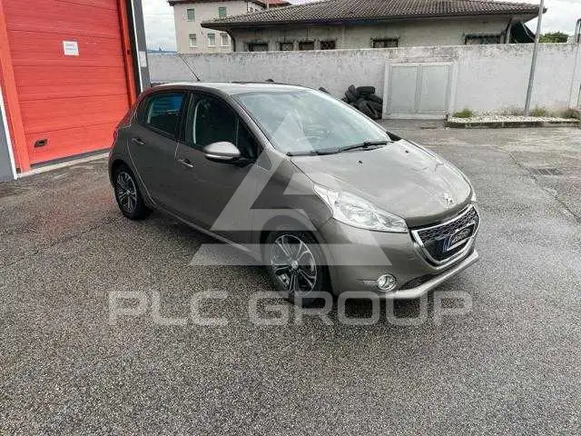 2014 Peugeot 208