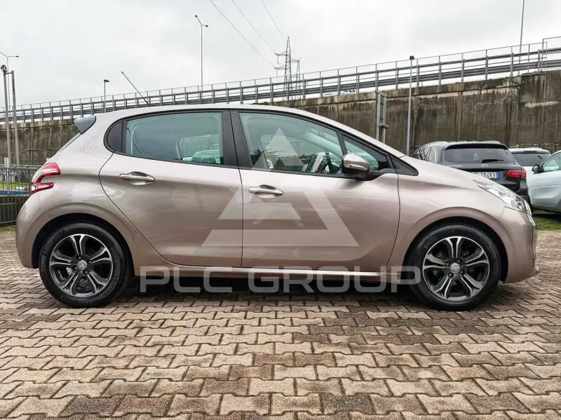 2014 Peugeot 208