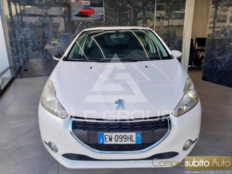 2014 Peugeot 208