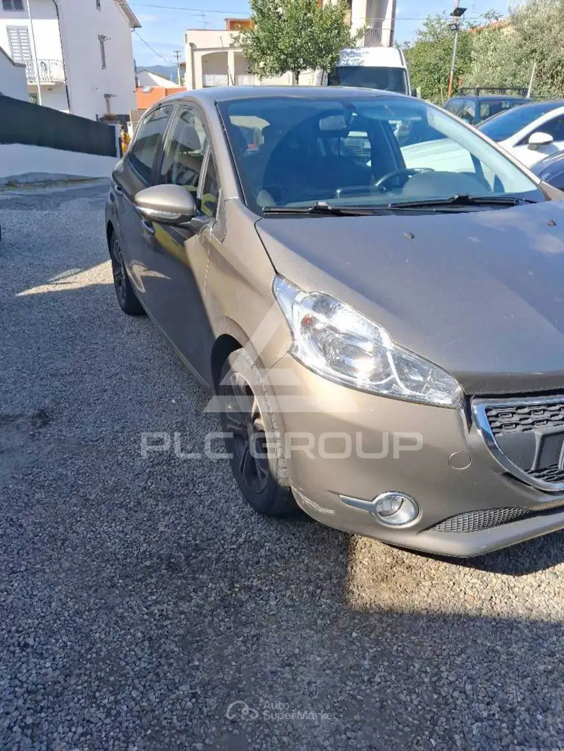 2014 Peugeot 208