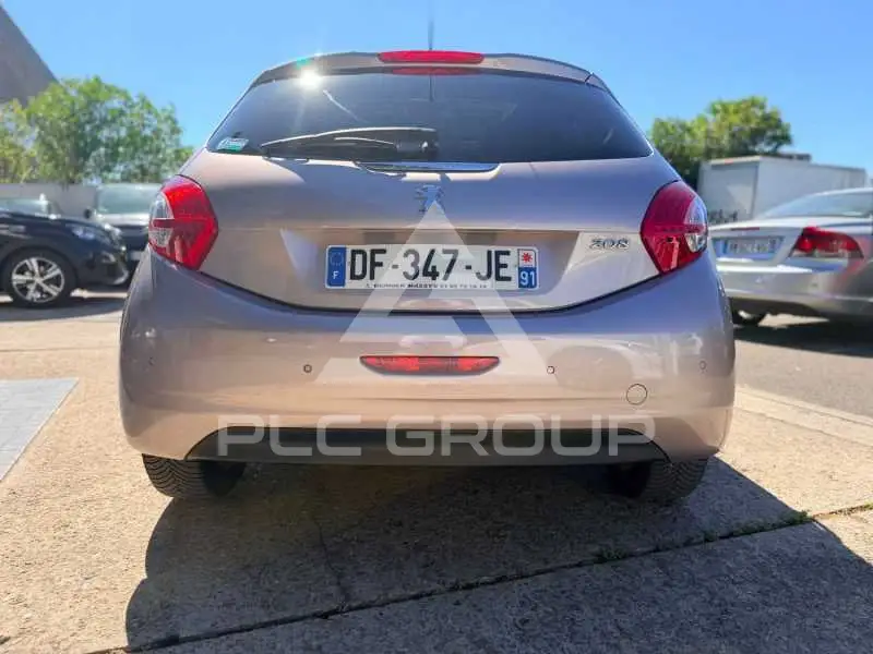 2014 Peugeot 208