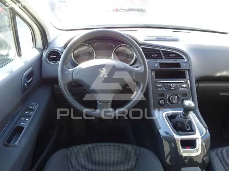 2014 Peugeot 5008