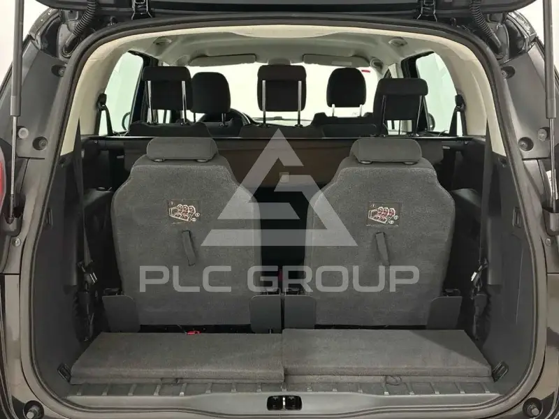 2014 Peugeot 5008