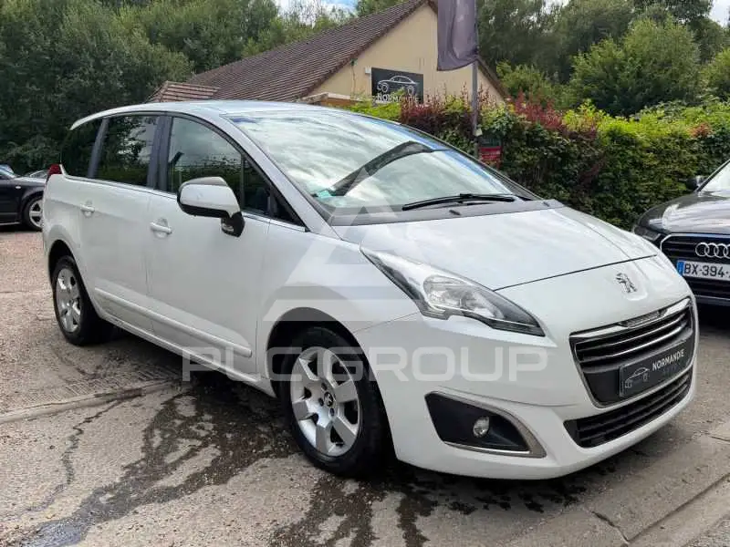 2014 Peugeot 5008