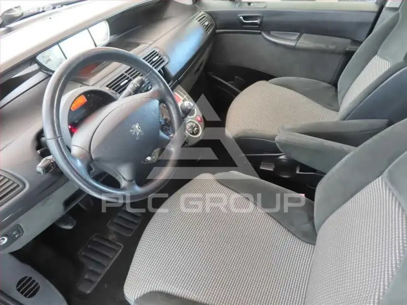 2014 Peugeot 807