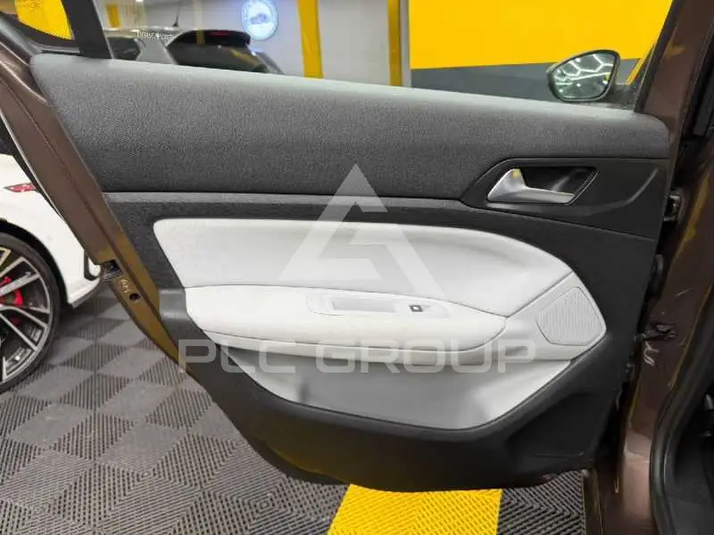 2014 Peugeot 308