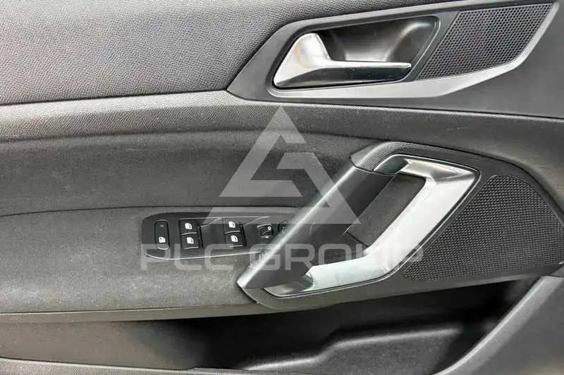 2014 Peugeot 308