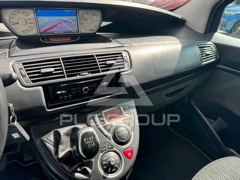 2014 Citroen C8