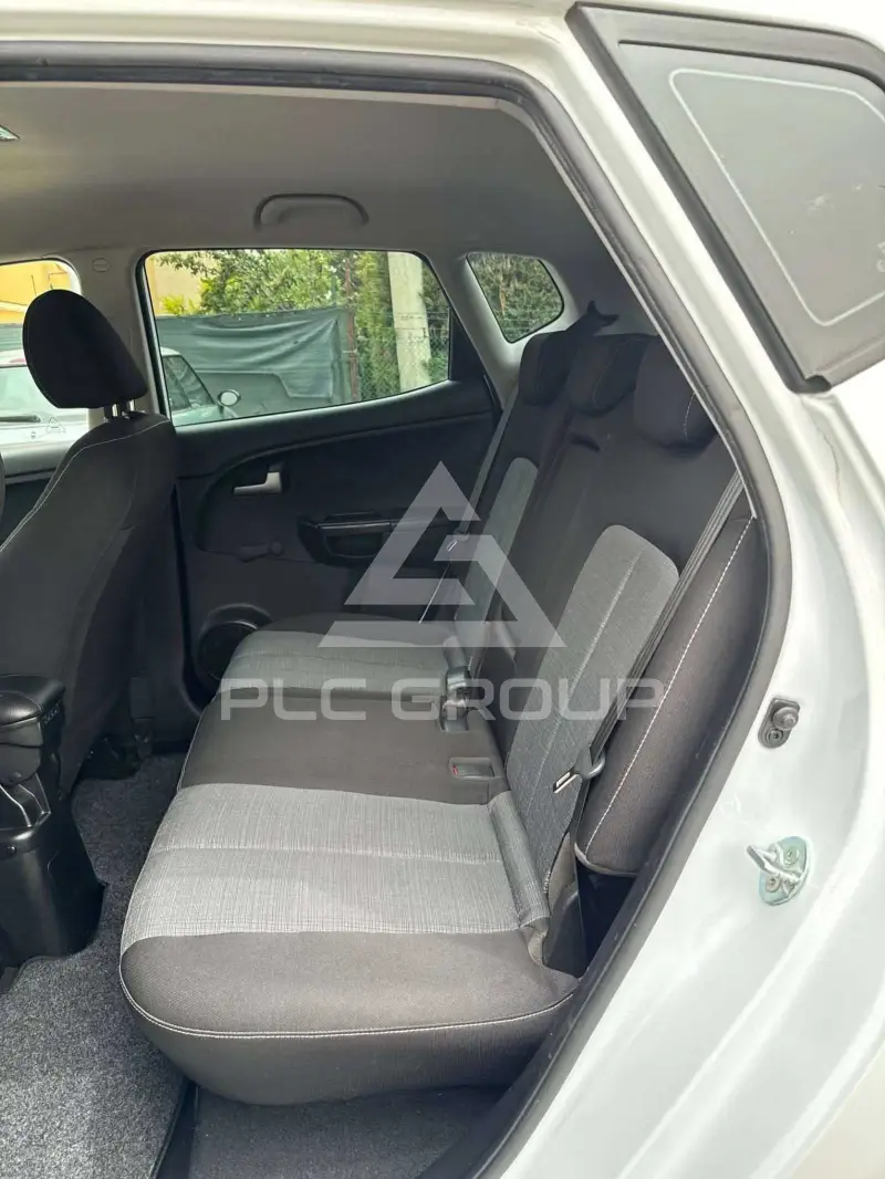 2014 KIA Venga