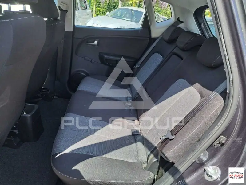 2014 KIA Venga