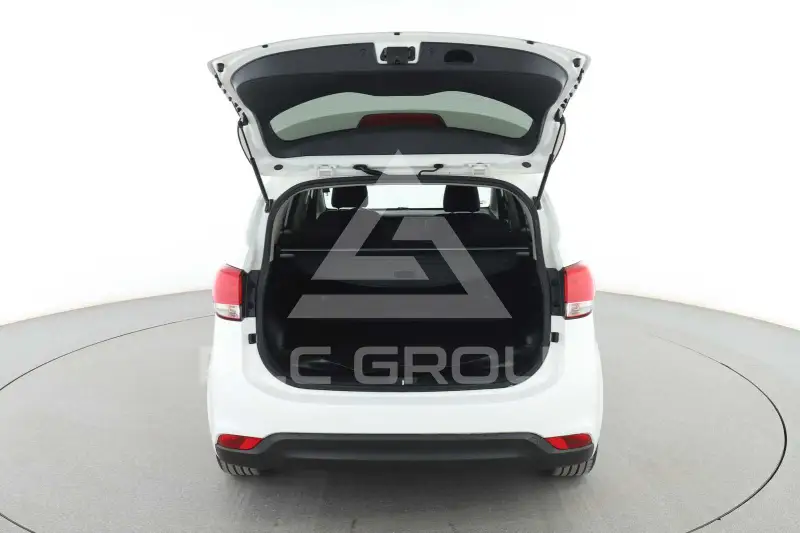 2014 KIA Carens