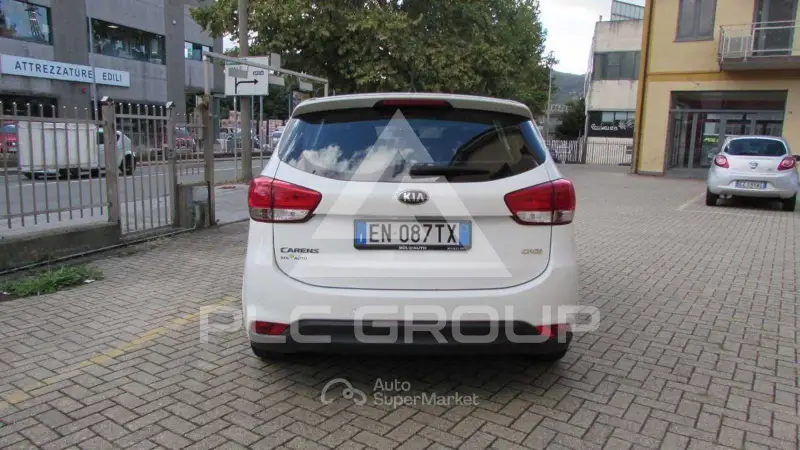 2014 KIA Carens