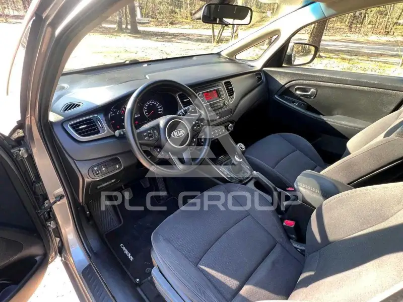 2014 KIA Carens
