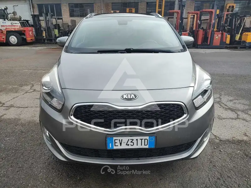 2014 KIA Carens