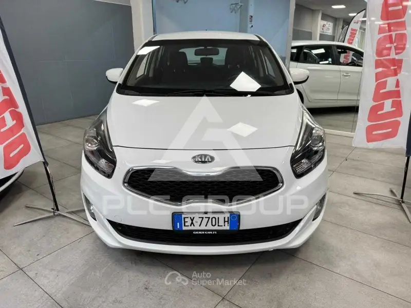 2014 KIA Carens