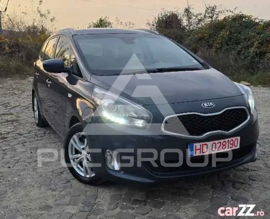 2014 KIA Carens