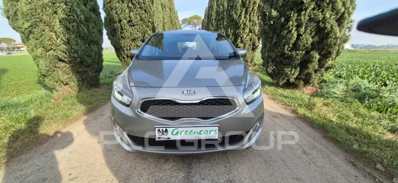 2014 KIA Carens