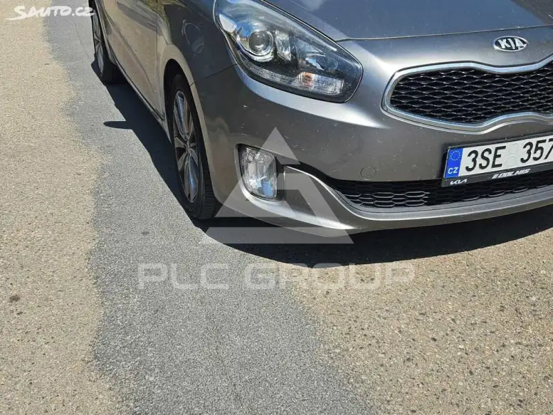 2014 KIA Carens