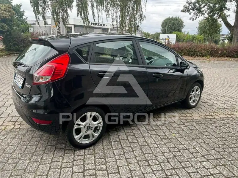 2014 Ford FIESTA