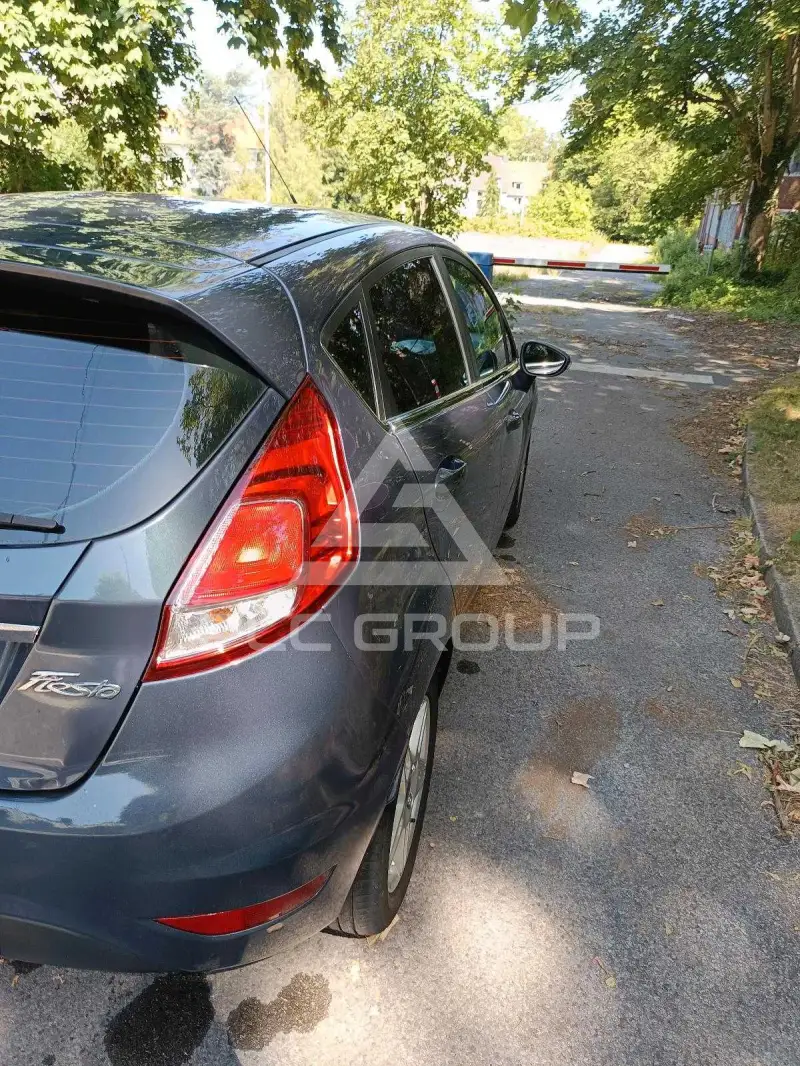 2014 Ford FIESTA