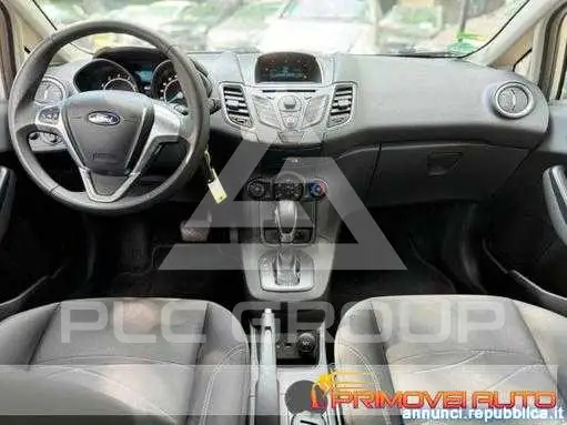 2014 Ford FIESTA