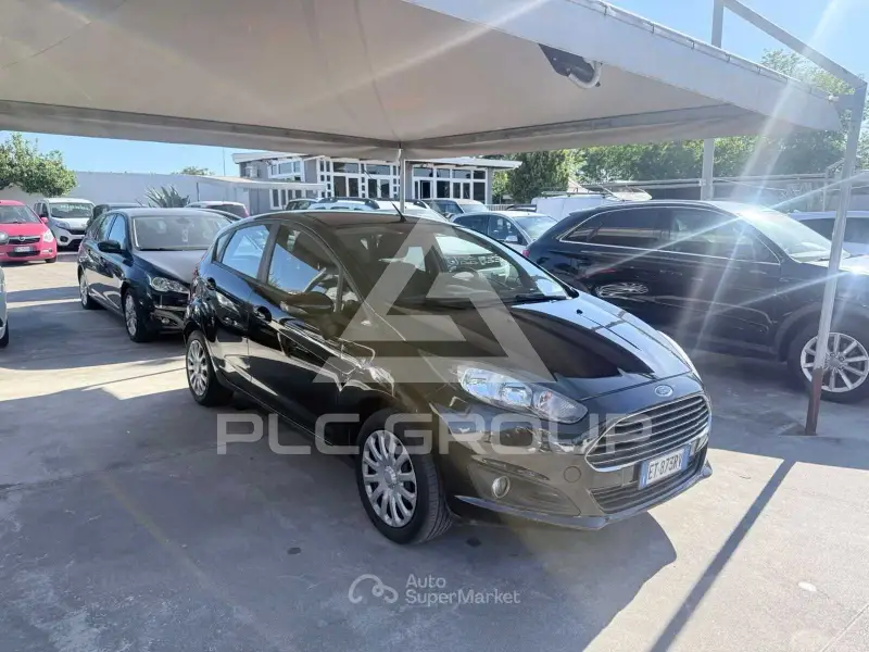 2014 Ford FIESTA