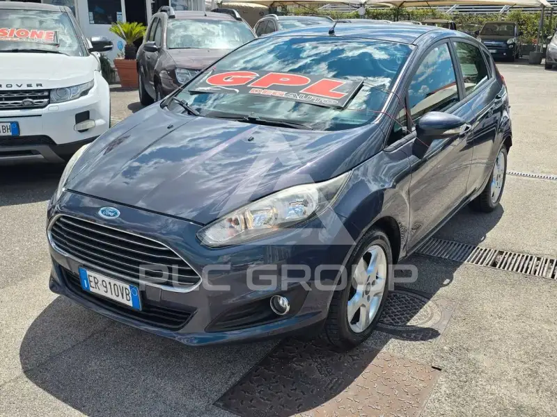 2014 Ford FIESTA