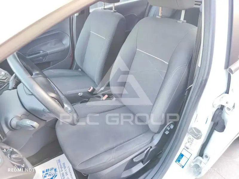 2014 Ford FIESTA
