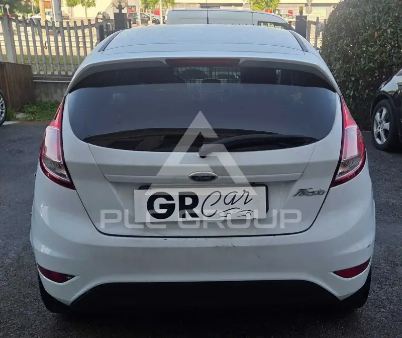 2014 Ford FIESTA