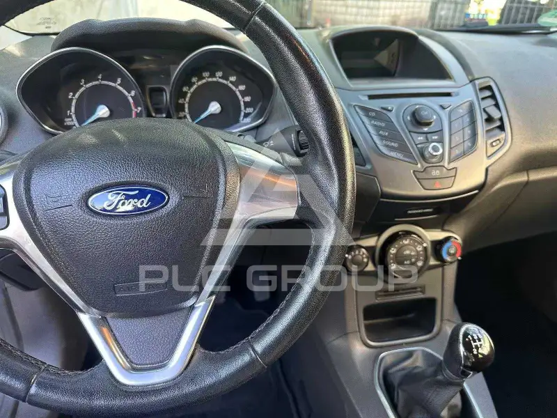 2014 Ford FIESTA