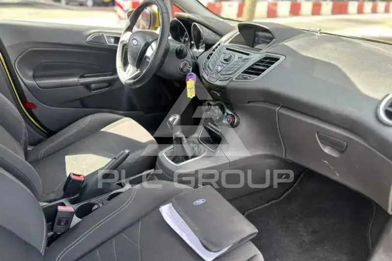 2014 Ford FIESTA