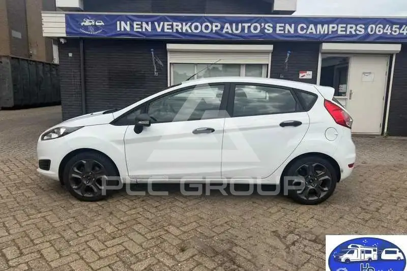 2014 Ford FIESTA