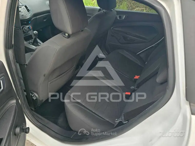 2014 Ford FIESTA