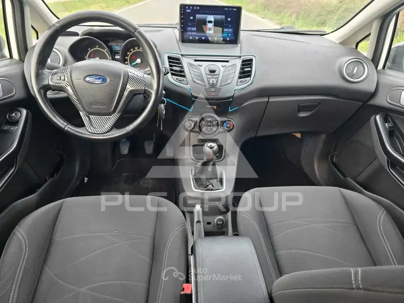 2014 Ford FIESTA