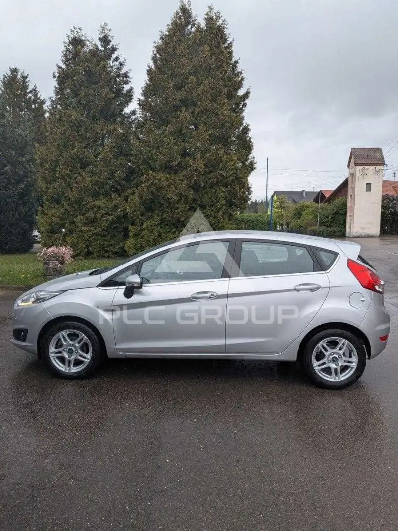 2014 Ford FIESTA
