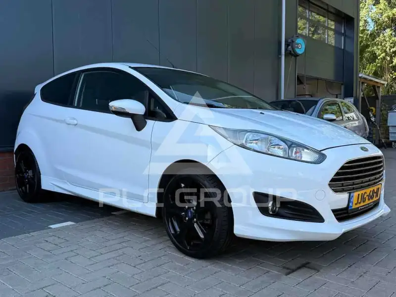 2014 Ford FIESTA
